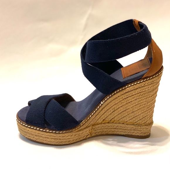 Tory Burch Women's Frieda Navy Blue Sandals Sz 6 B. - Picture 3 of 7